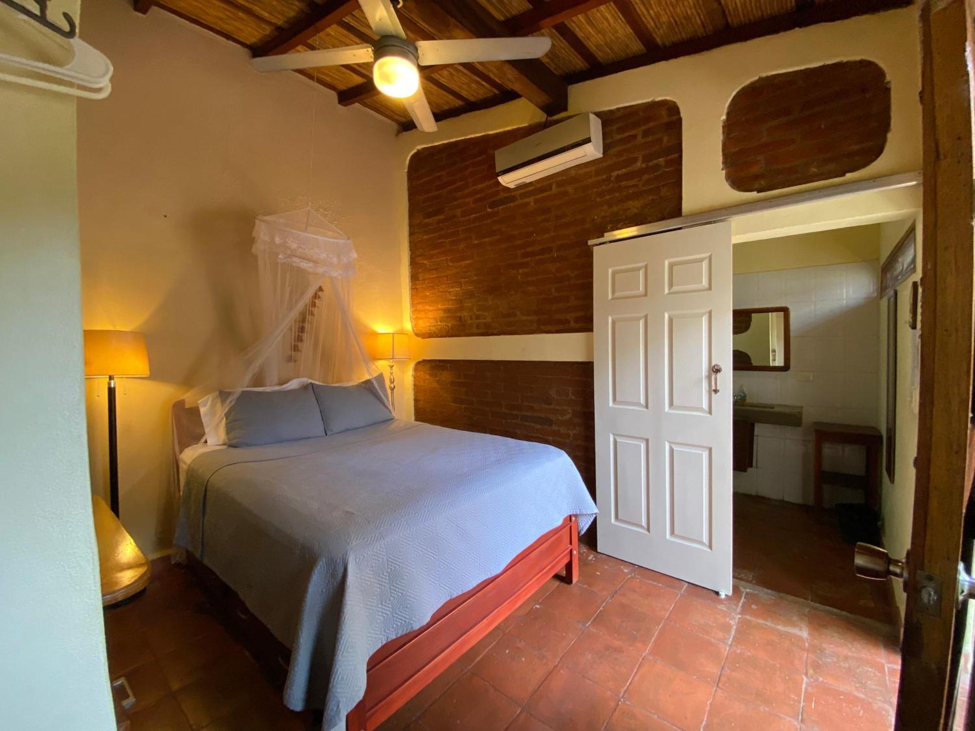 Casa Riverstone León Εξωτερικό φωτογραφία